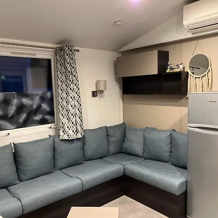 Au Coeur De Avec Piscine Partagee Tatil Evi Les Mathes